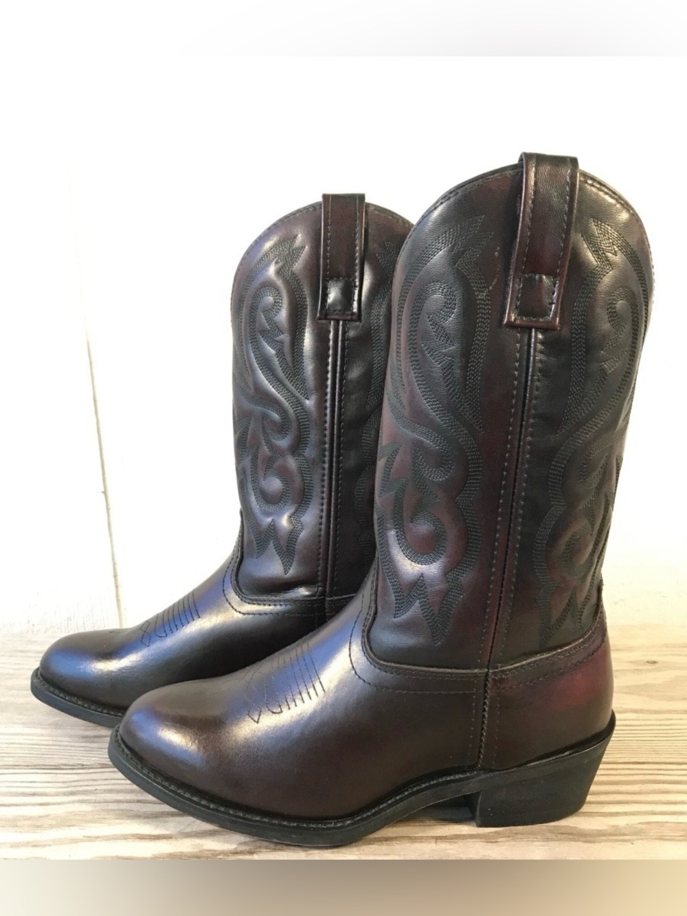 Cody James Mens Black Cherry Cowboy Western
Boots Mens Sz 9 D